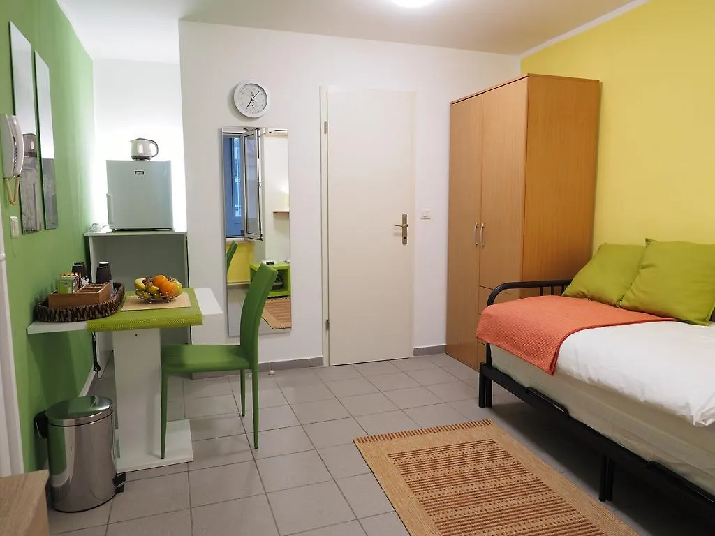 Korzo Room Laura Rijeka